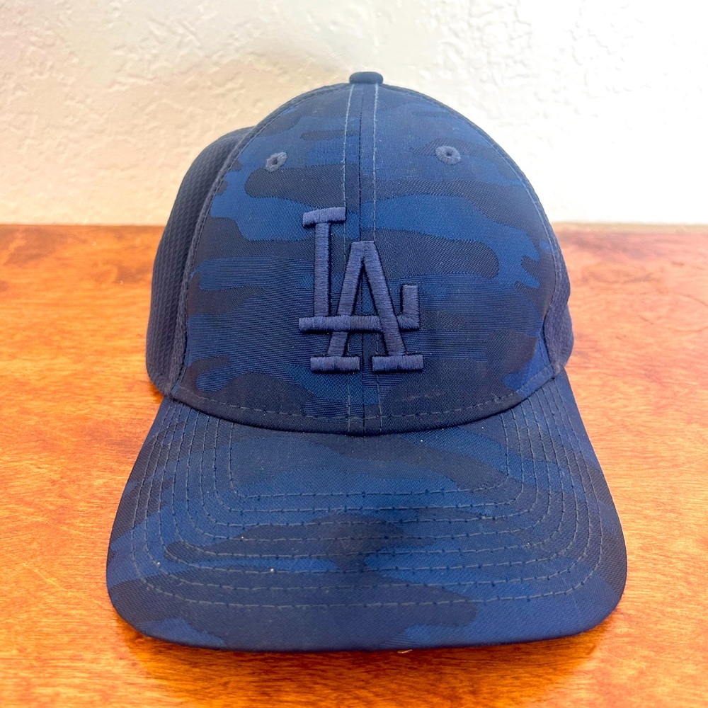 New Era Los Angeles Dodgers Large/Extra Large Blue Camo Dad hat with Mesh Net